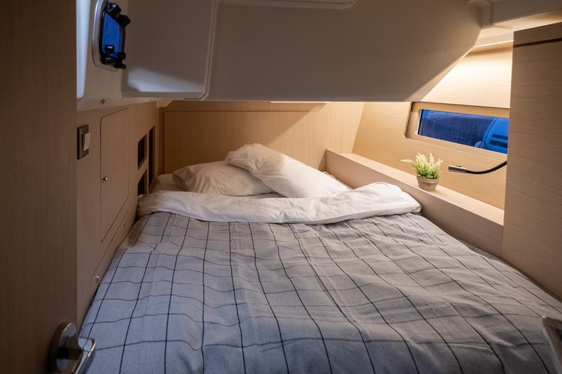 Book yachts online - sailboat - Oceanis 46.1 - Ethereal -Watermaker 12V (4 Cabins 4 Heads ) - rent