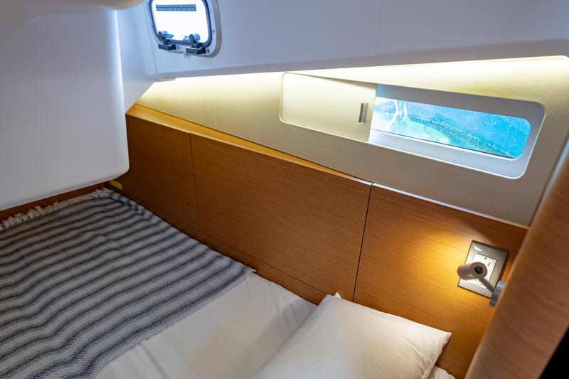 Book yachts online - sailboat - Sun Odyssey 410 - Elcano - rent