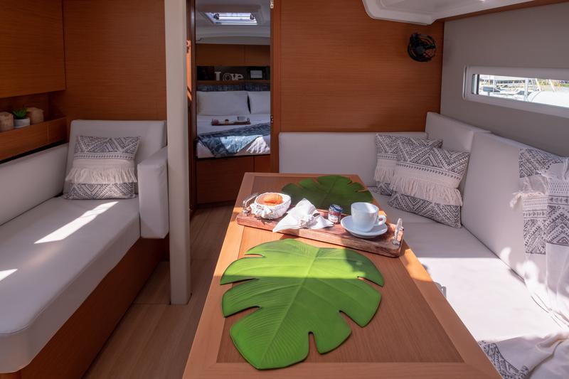 Book yachts online - sailboat - Sun Odyssey 410 - Sammy - rent
