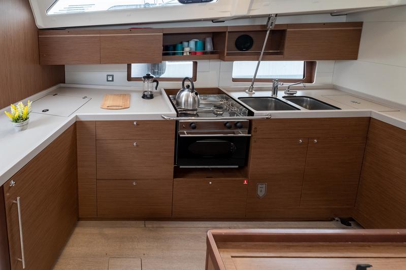 Book yachts online - sailboat - Oceanis 46.1 - July - Watermaker 12V (4 Cabins 4 Heads ) - rent