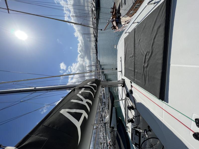 Book yachts online - catamaran - Lagoon 42 - AKTIS (air condition, generator, watermaker) - rent