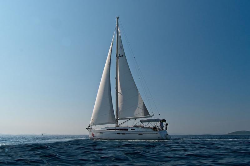 Book yachts online - sailboat - Bavaria 46 CN - MH 41 - rent