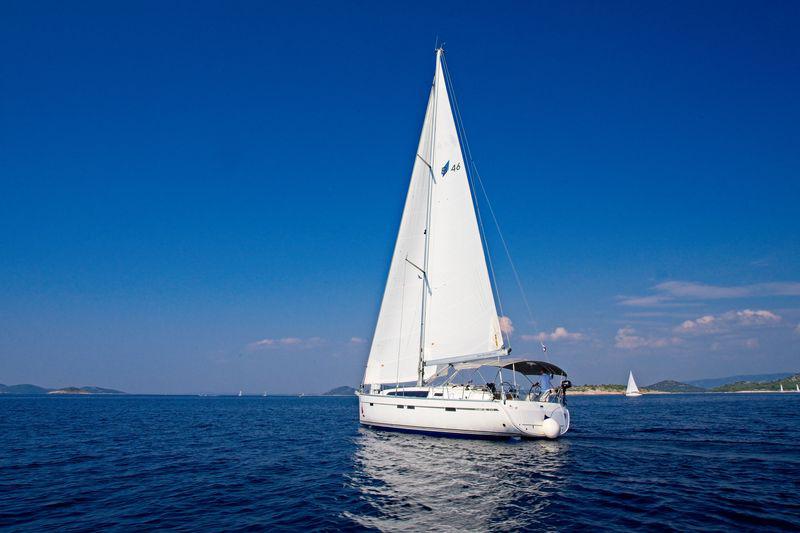 Book yachts online - sailboat - Bavaria 46 CN - MH 48 - rent