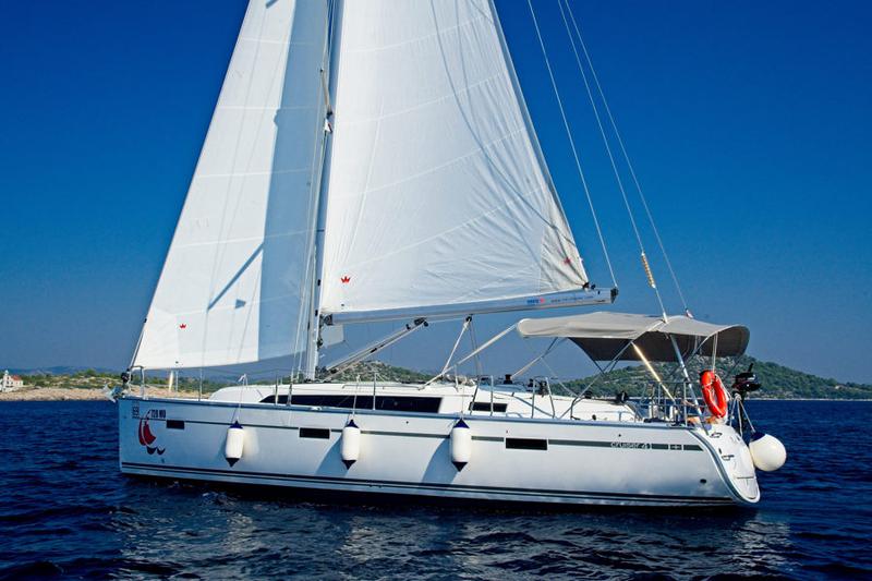 Book yachts online - sailboat - Bavaria Cruiser 41 - MH 64 - rent