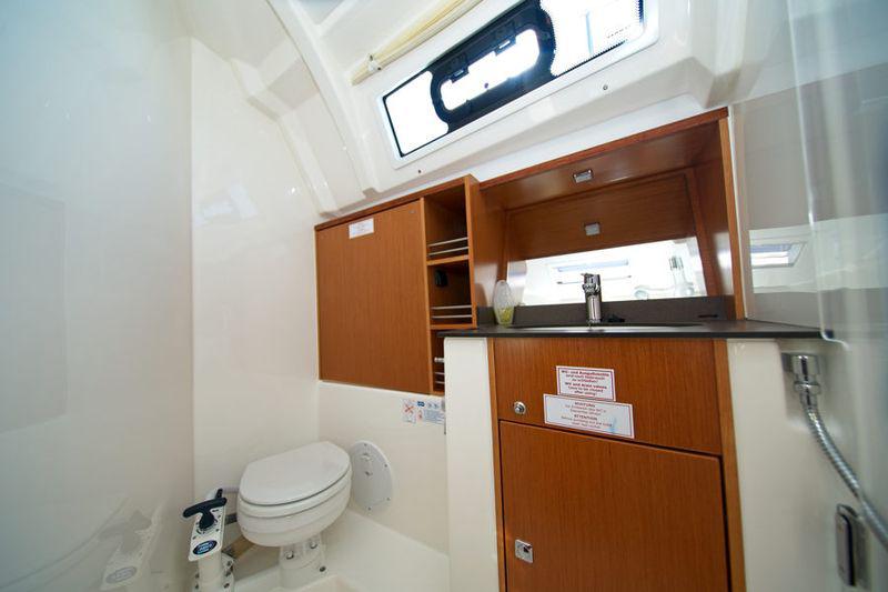 Book yachts online - sailboat - Bavaria Cruiser 41 - MH 67 - rent