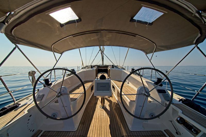 Book yachts online - sailboat - Bavaria Cruiser 41 - MH 73 - rent