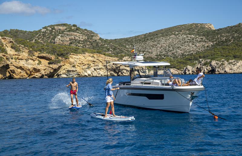 Book yachts online - motorboat - Nimbus Tender T11 - RUDDY - rent