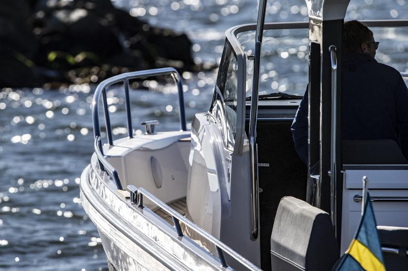 Book yachts online - motorboat - Nimbus Tender T11 - RUDDY - rent