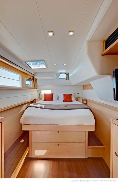 Book yachts online - catamaran - Lagoon 450S - Arome - rent