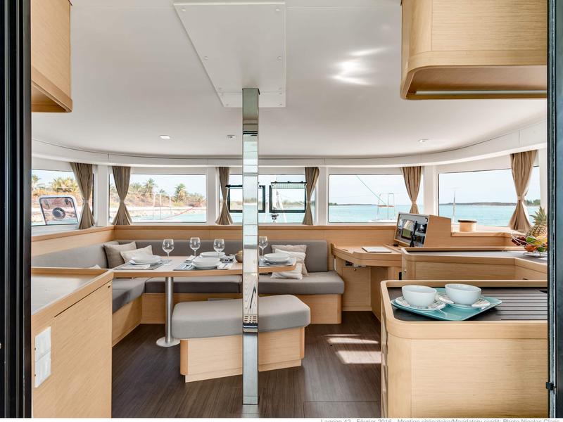 Book yachts online - catamaran - Lagoon 42 Owner Version - ALINA - rent