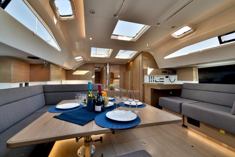 Book yachts online - sailboat - Elan 50  Impression - THERAPY - rent