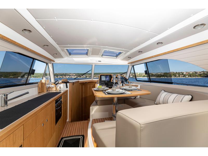 Book yachts online - motorboat - Adriana 36 - Gaja - rent