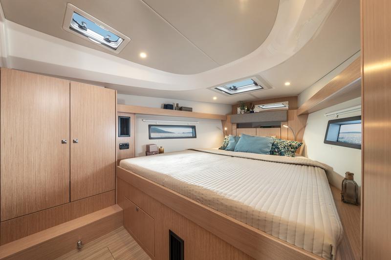 Book yachts online - sailboat - Bavaria C42 - Supereva - rent