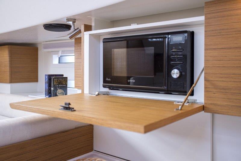 Book yachts online - sailboat - Elan 50 Impression (5+1cabins / 2+1 toilet) - ELYSIUM I - rent