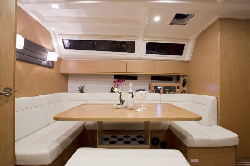 Book yachts online - sailboat - Bavaria 46 Cruiser - GREY SKY - rent