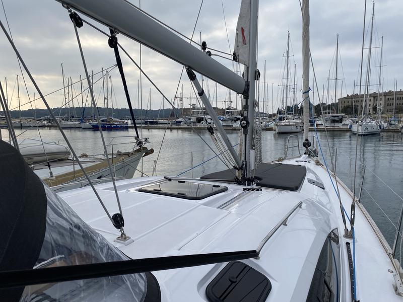 Book yachts online - sailboat - Elan Impression 45.1 - VIKI - rent