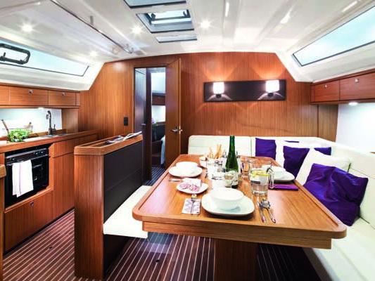 Book yachts online - sailboat - Bavaria Cruiser 46 - Northberry Blu - rent