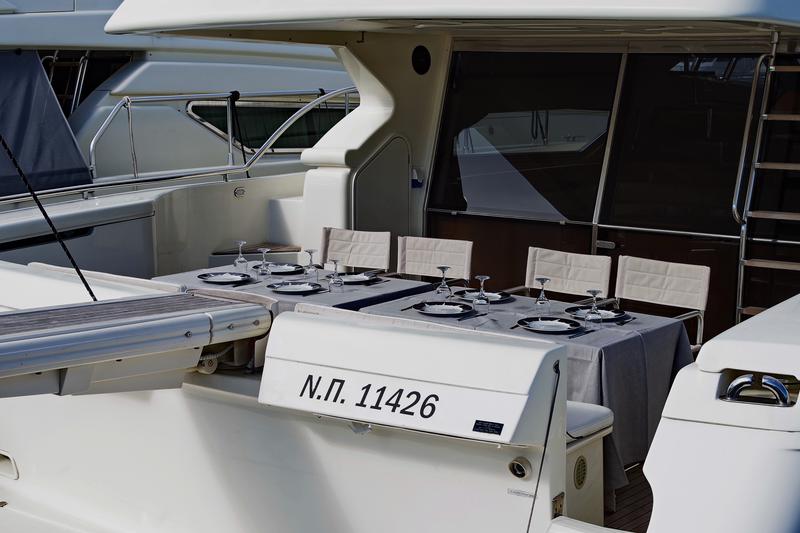 Book yachts online - motorboat - Ferretti 57 Fly Anniversary - Palmyra - rent