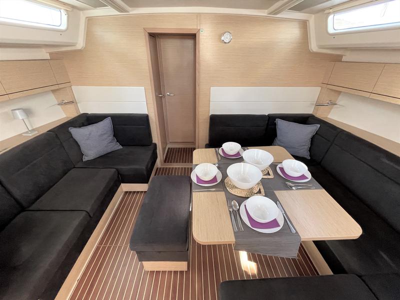 Book yachts online - sailboat - Hanse 458 - Infinity of the Sea - rent