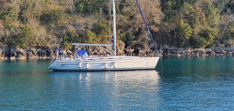 Book yachts online - sailboat - Bavaria 44 - Scorpion - rent