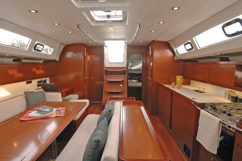 Book yachts online - sailboat - Oceanis 50 Family - Calipso - rent