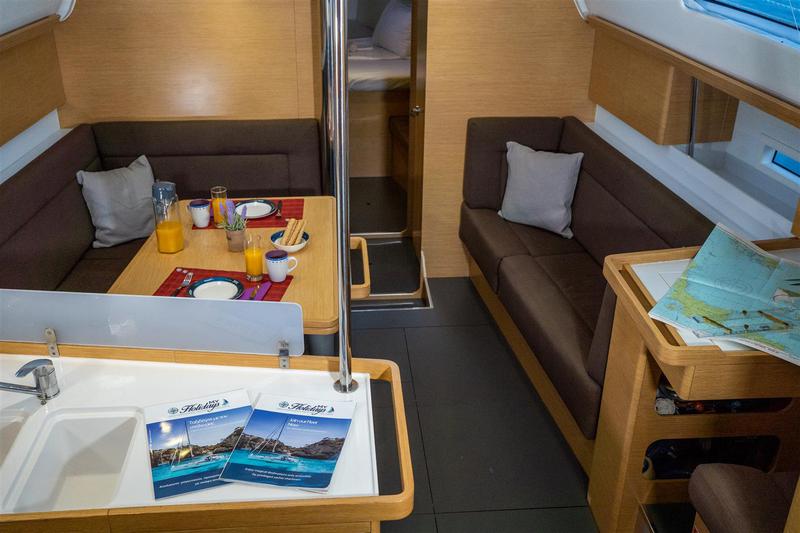Book yachts online - sailboat - Elan 45 Impression - ALEXE - rent