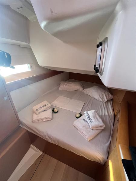 Book yachts online - sailboat - Sun Odyssey 469 - Scooby Doo - rent