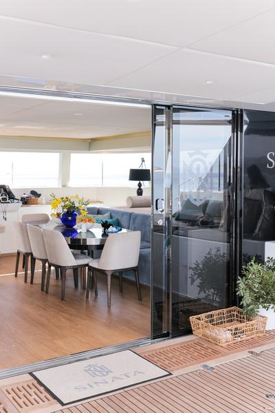 Book yachts online - catamaran - Sunreef 60 - SINATA - rent