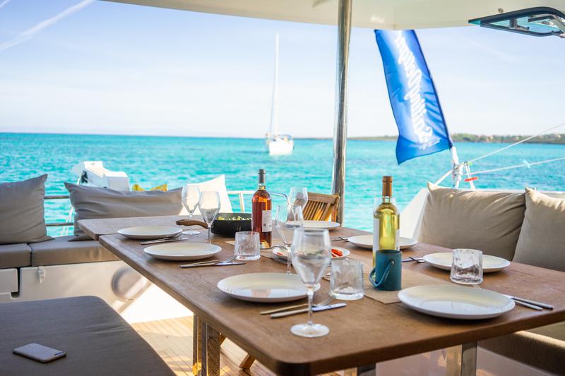 Book yachts online - catamaran - Saba 50 (8 CAB) - Lamela - rent