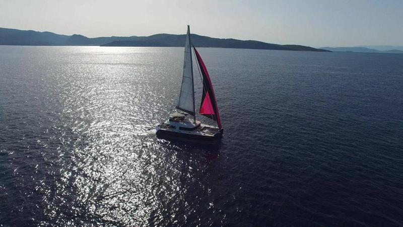 Book yachts online - catamaran - Lagoon 560 S2 - Alyssa - rent