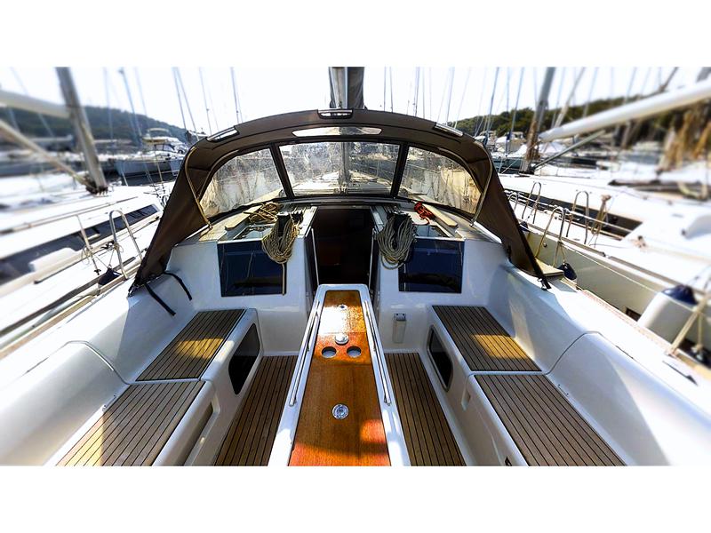 Book yachts online - sailboat - Dufour 460 Grand Large - Katajina AC/Gen - rent