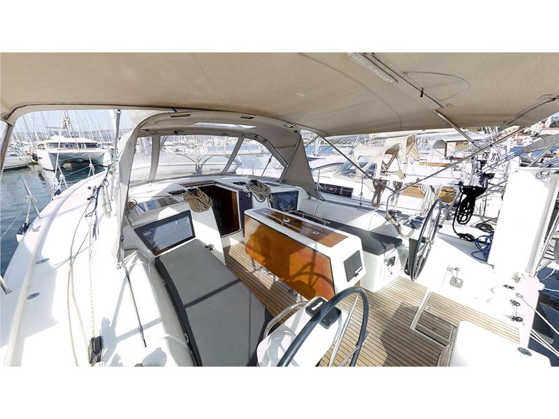Book yachts online - sailboat - Dufour 390 Grand Large - Maša - rent