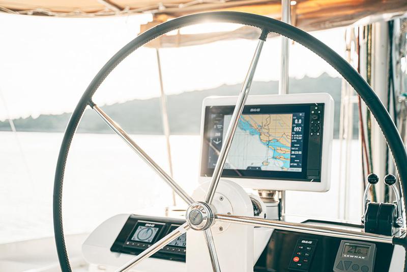 Book yachts online - catamaran - Lagoon 52F - AKANA  - rent