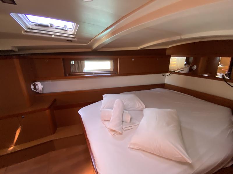 Book yachts online - sailboat - Oceanis 45/3 - Callidora - rent
