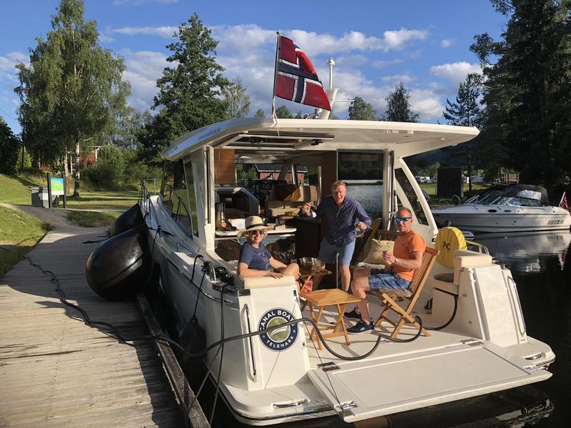 Book yachts online - motorboat - Greenline 39 - Porsgrunn - rent