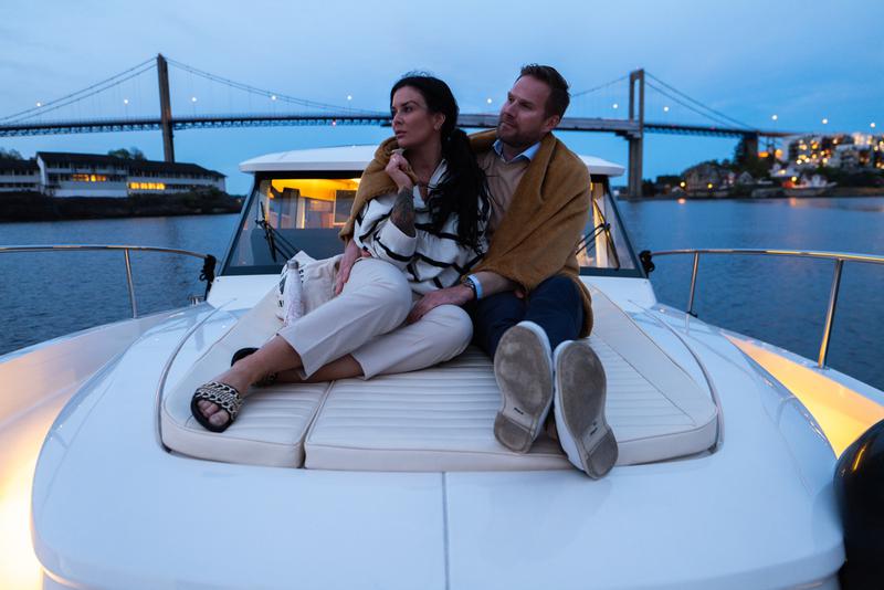 Book yachts online - motorboat - Greenline 39 - Kviteseid - rent