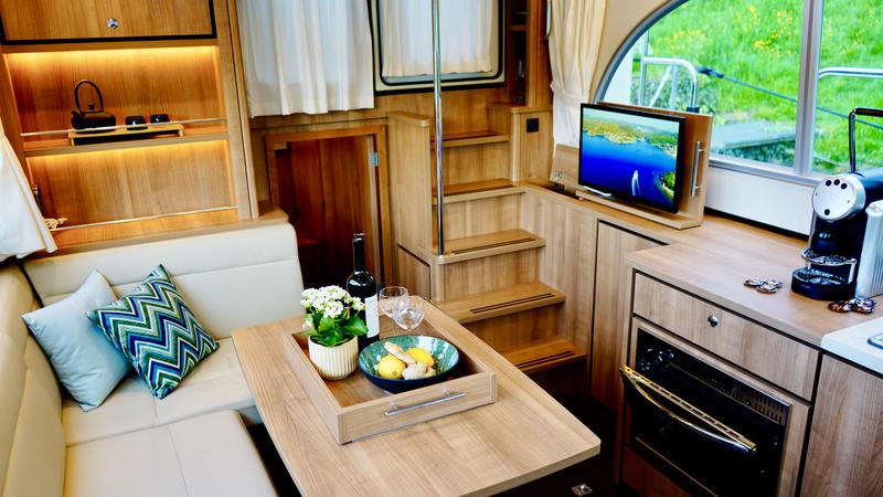 Book yachts online - motorboat - Linssen Classic Sturdy 35 AC - L'Areuse - rent