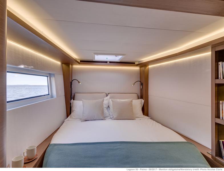 Book yachts online - catamaran - Lagoon 50 - Alchera - rent