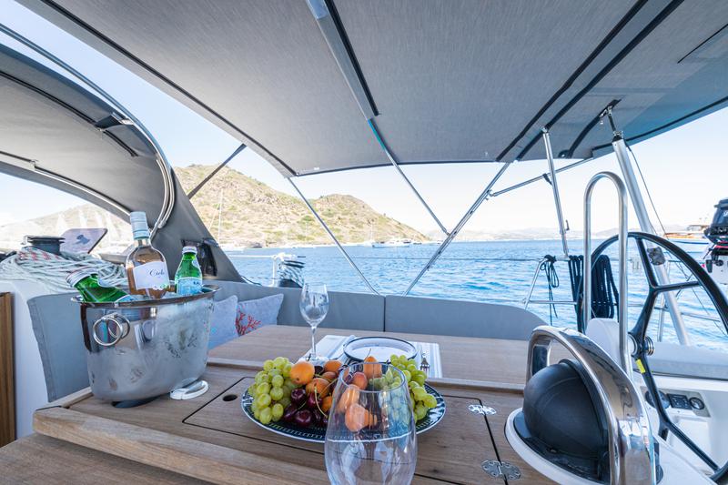 Book yachts online - sailboat - Bavaria Cruiser 46 - First Step - rent