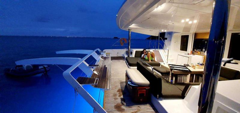 Book yachts online - catamaran - Lagoon 52 - CAÏC - rent