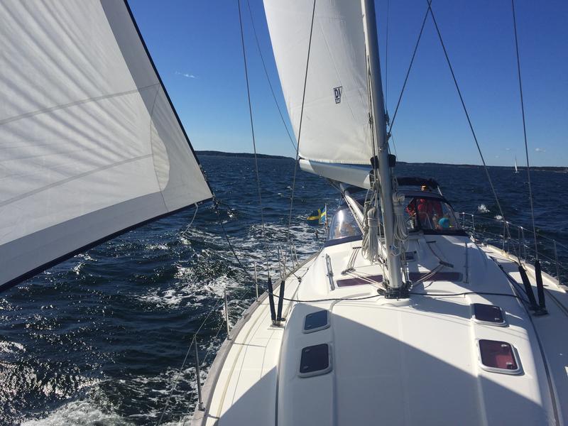 Book yachts online - sailboat - Bavaria 46 - Evita - rent