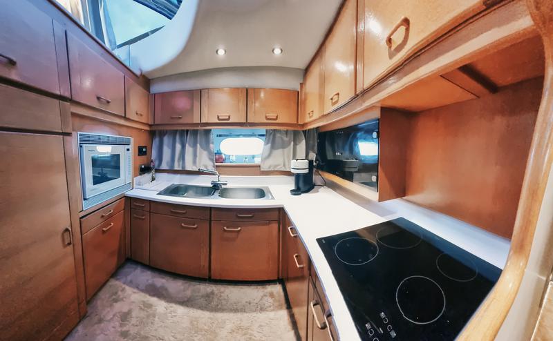 Book yachts online - motorboat - Princess F55 - Mirage - rent