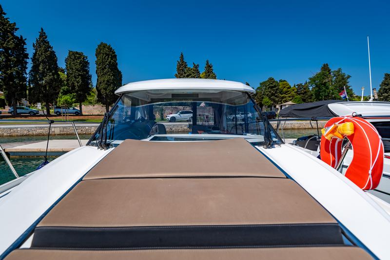 Book yachts online - motorboat - Merry Fisher 895 - Leonie - rent