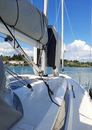 Book yachts online - sailboat - Bavaria C45 Holiday - ARTEMIS - rent