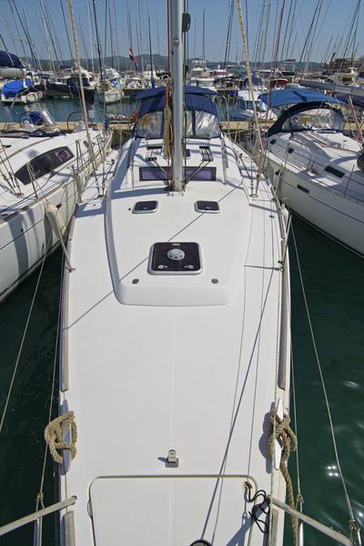 Book yachts online - sailboat - Beneteau Oceanis 43 - SAPHISO II - rent