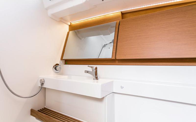 Book yachts online - sailboat - Sun Odyssey 490 - Aurora - rent