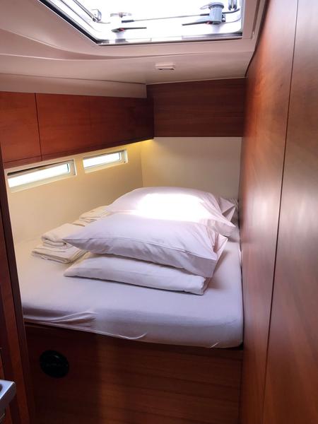 Book yachts online - sailboat - More 55 - MORE FUN - rent