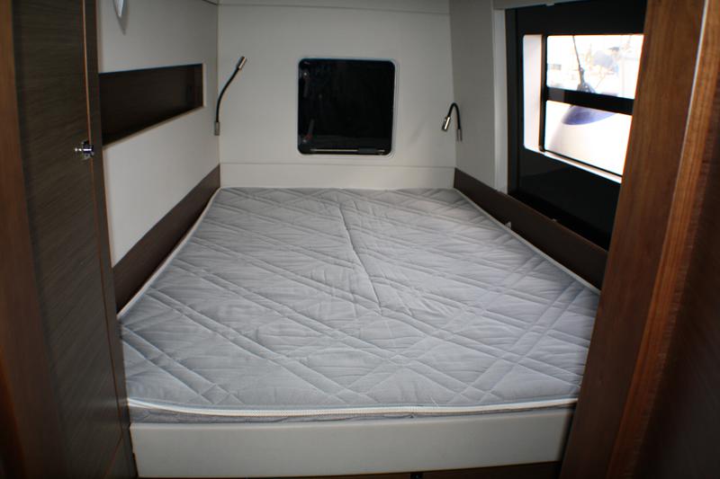 Book yachts online - catamaran - Nautitech 46 Fly - Sardinia II - rent
