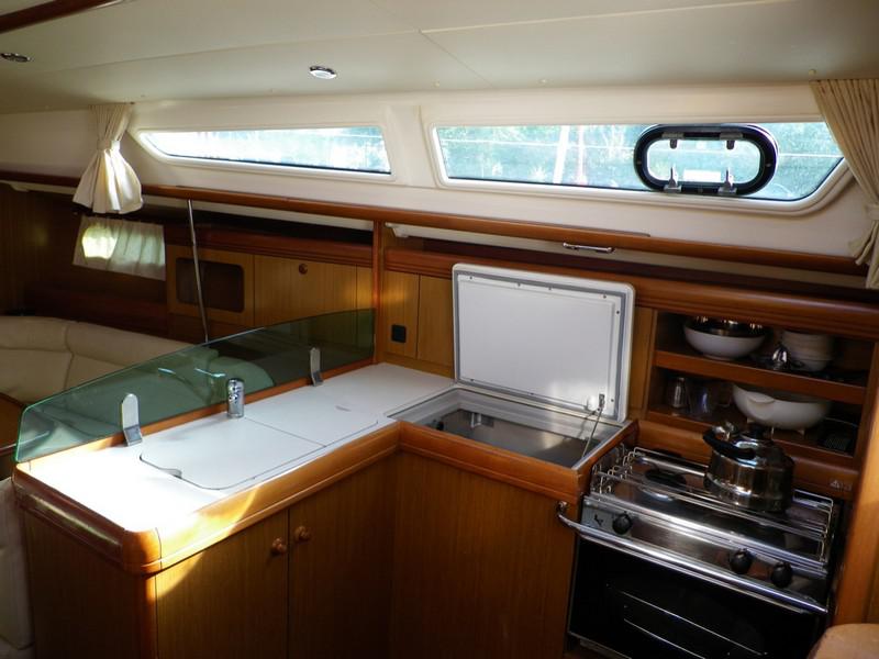 Book yachts online - sailboat - Sun Odyssey 36i - KOS 36.1 - rent