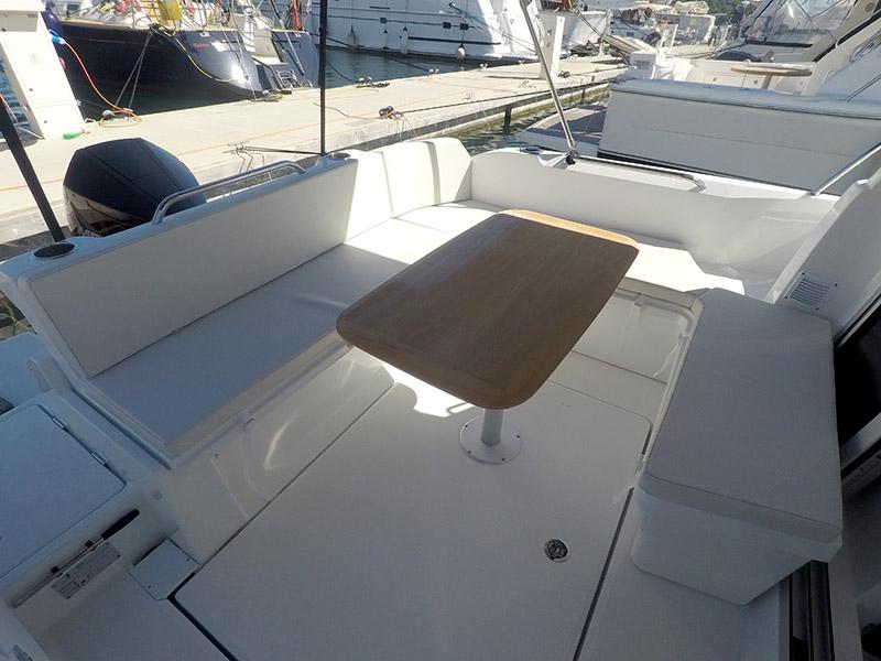 Book yachts online - motorboat - Antares 8 OB - Lovre  - rent